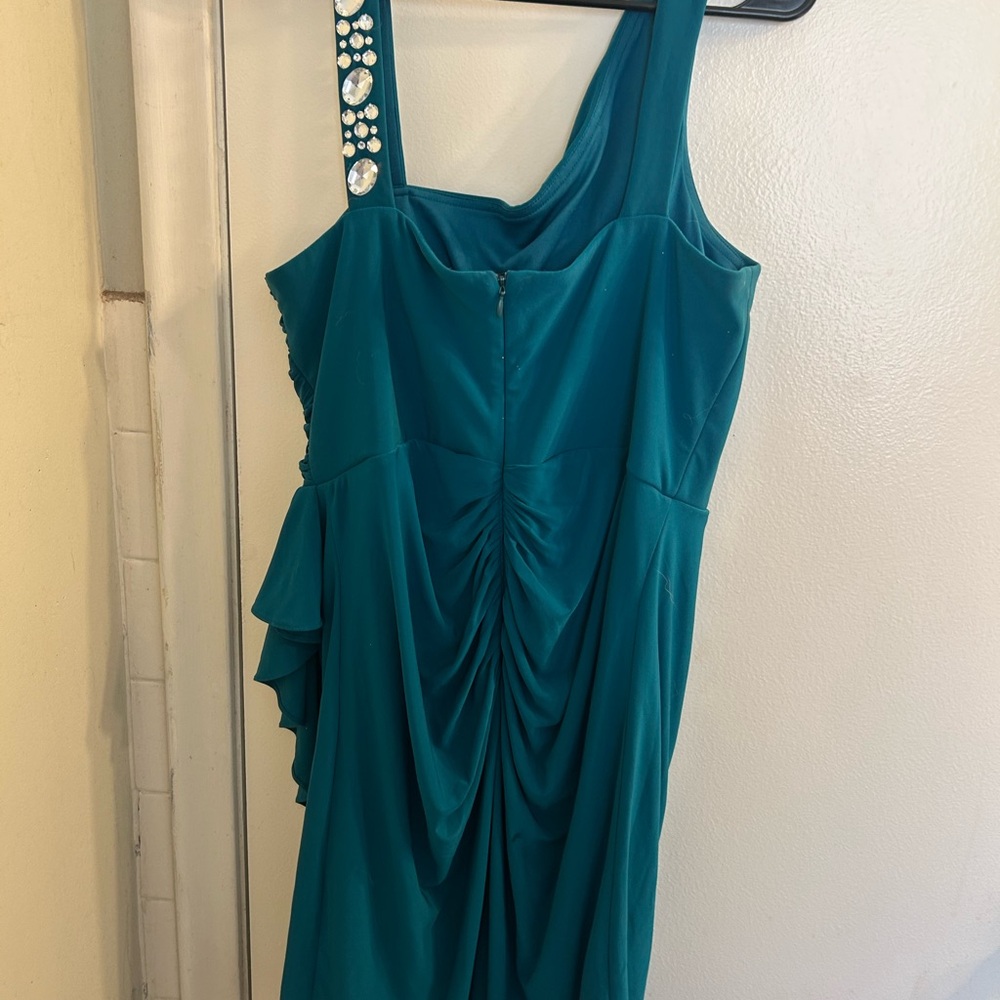 Scarlett Green One Shoulder Bodycon Dress
